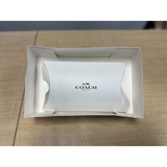 Coach Signature C PVC Canvas Leather ID Holder Lanyard - Picture 5 of 6